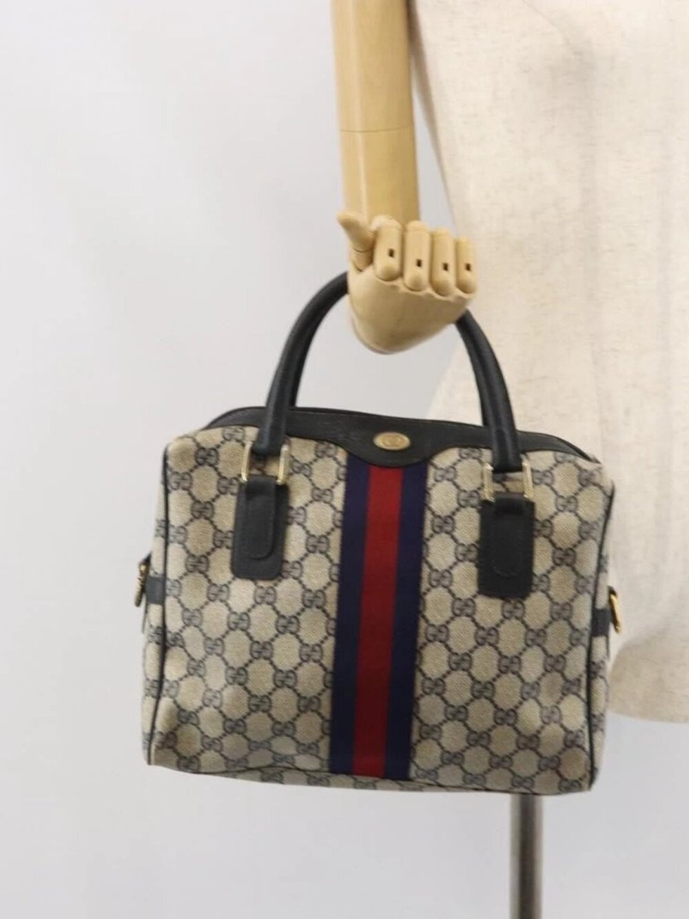 GUCCI GG Supreme Sherry Line Hand Bag PVC Navy Gold 37 02 3839 Auth SW2071